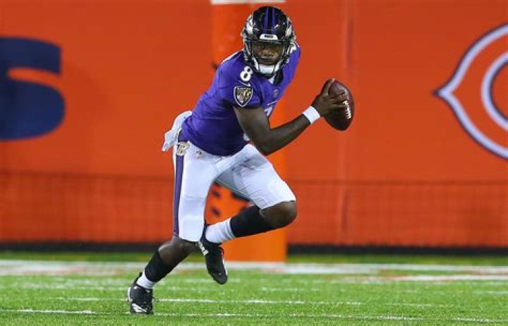 How many games did Lamar Jackson start his rookie year?