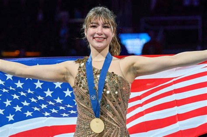 Who won free dance Olympics 2022?
